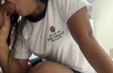 Aluna Fugiu da Escola pra Dar o Cuzinho pro Professor Casado – Anal Proibido Completo Sem Censura!